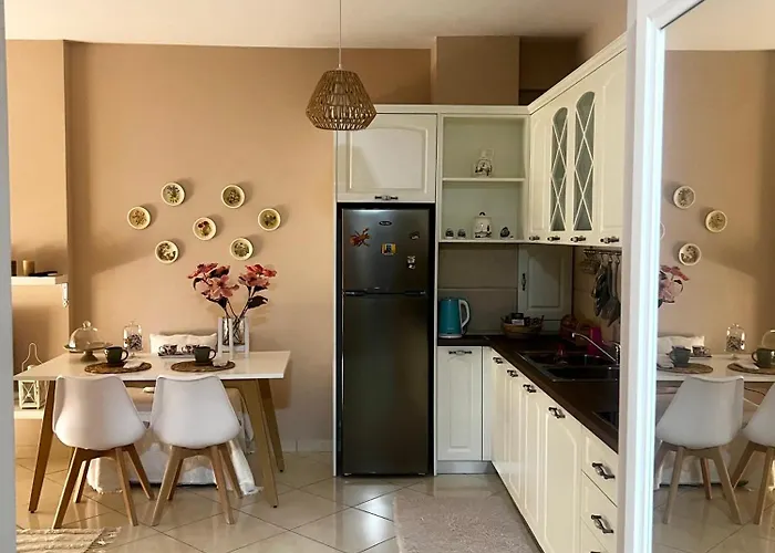 Sea La Vie Apartment