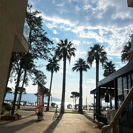 Sea La Vie Apartman *